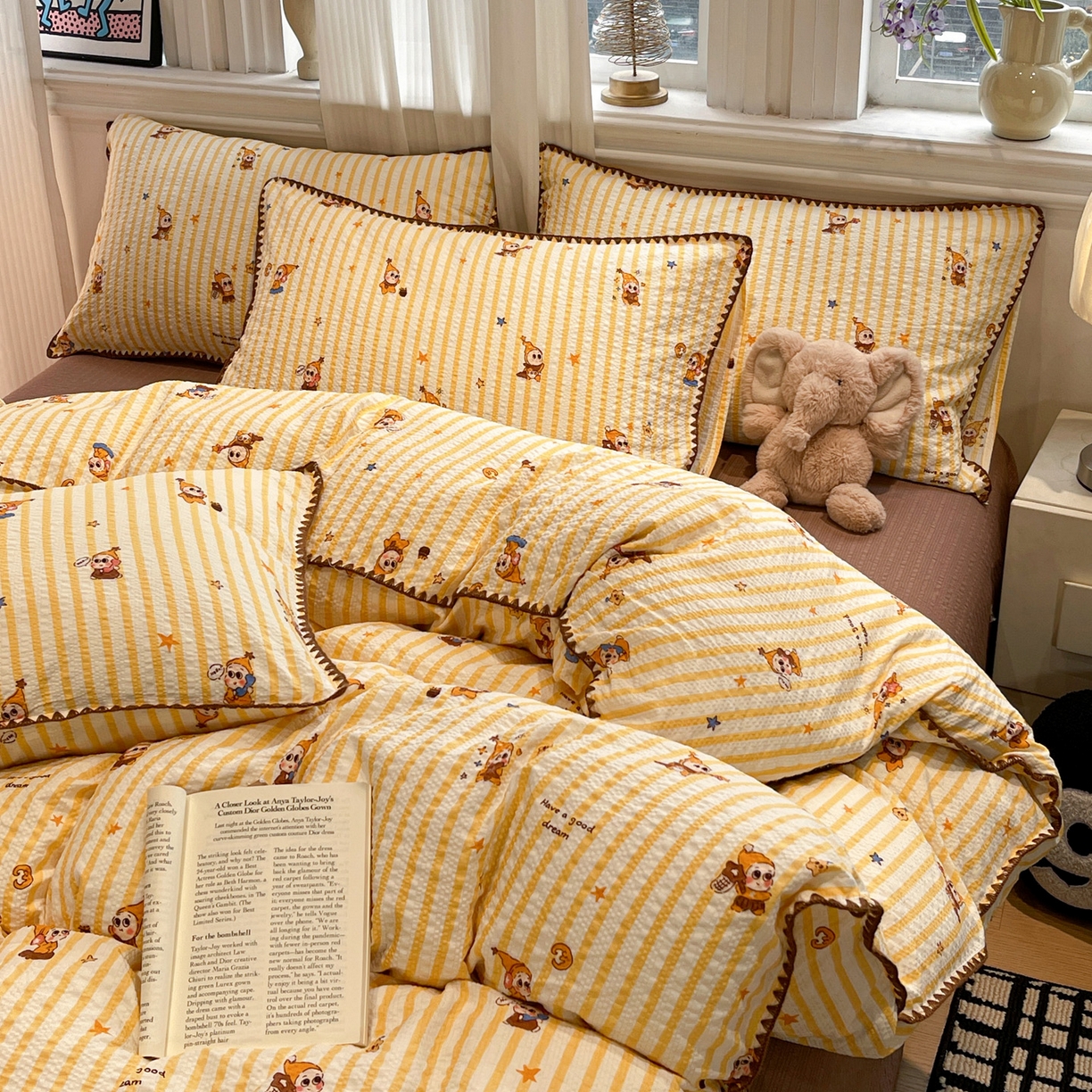 91家纺网 家纺一手货源 找家纺 瑞禾家纺（原阿亮） 2026新款云感泡芙棉小清新印花贝壳边四件套 哈喽星人