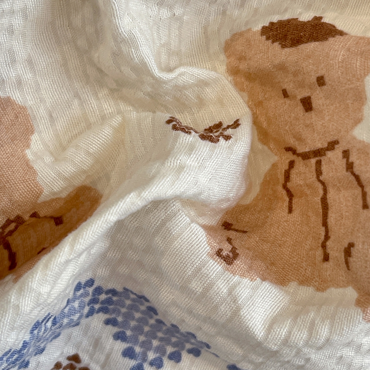 91家纺网 家纺一手货源 找家纺 瑞禾家纺（原阿亮） 2026新款云感泡芙棉小清新印花贝壳边四件套 萌趣小熊