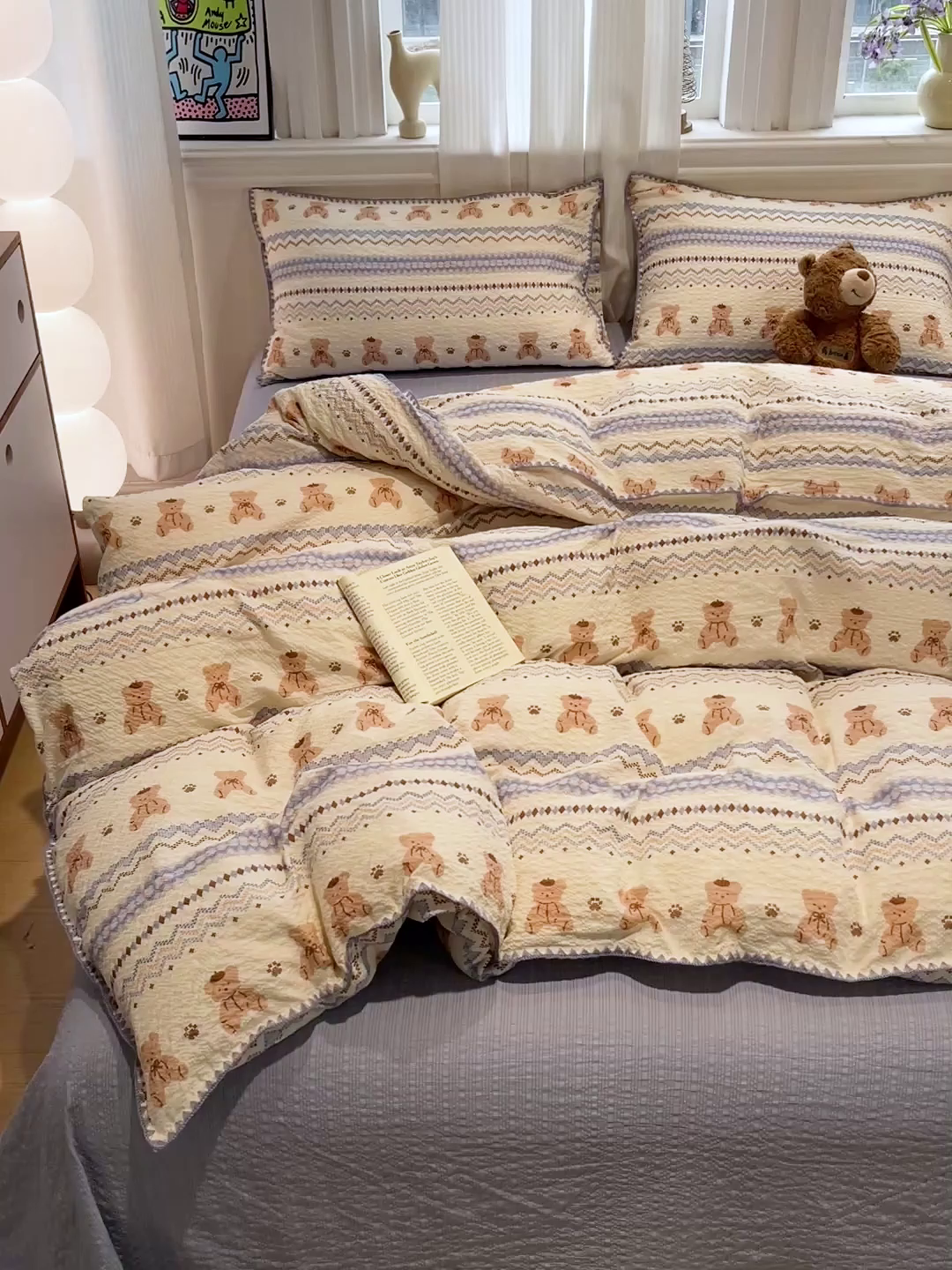 91家纺网 家纺一手货源 找家纺 瑞禾家纺（原阿亮） 2026新款云感泡芙棉小清新印花贝壳边四件套 萌趣小熊