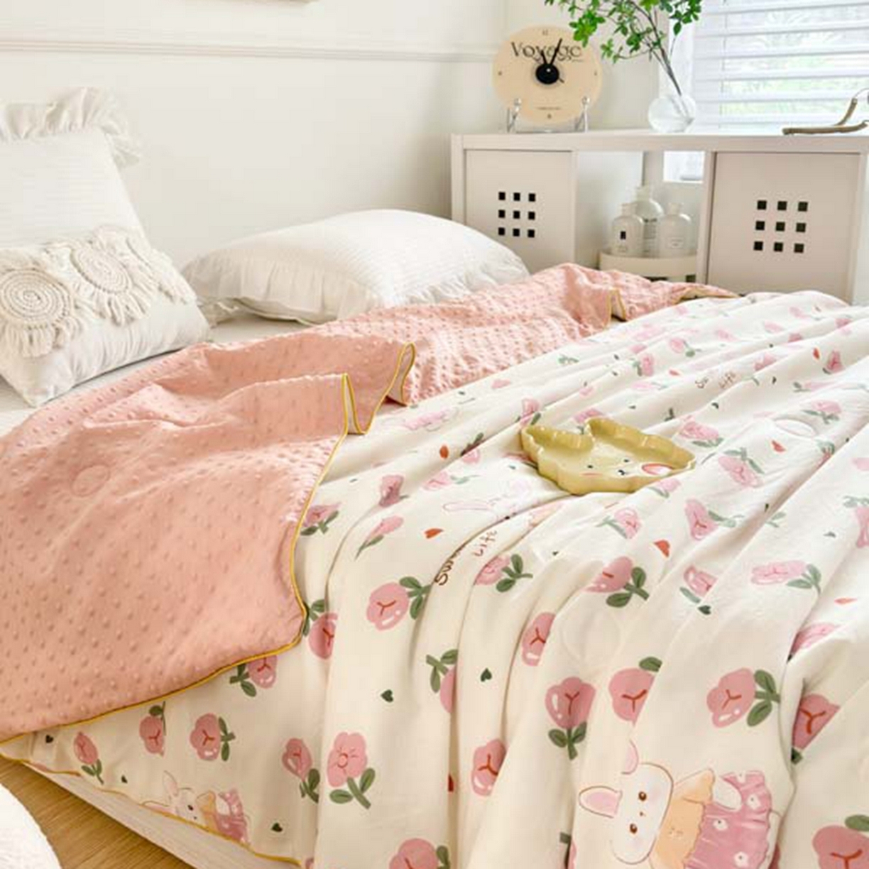 91家纺网 家纺一手货源 找家纺 赛琳 2026新款小清新大豆纤维豆豆被春秋被儿童夏凉被空调被 曼塔玫瑰