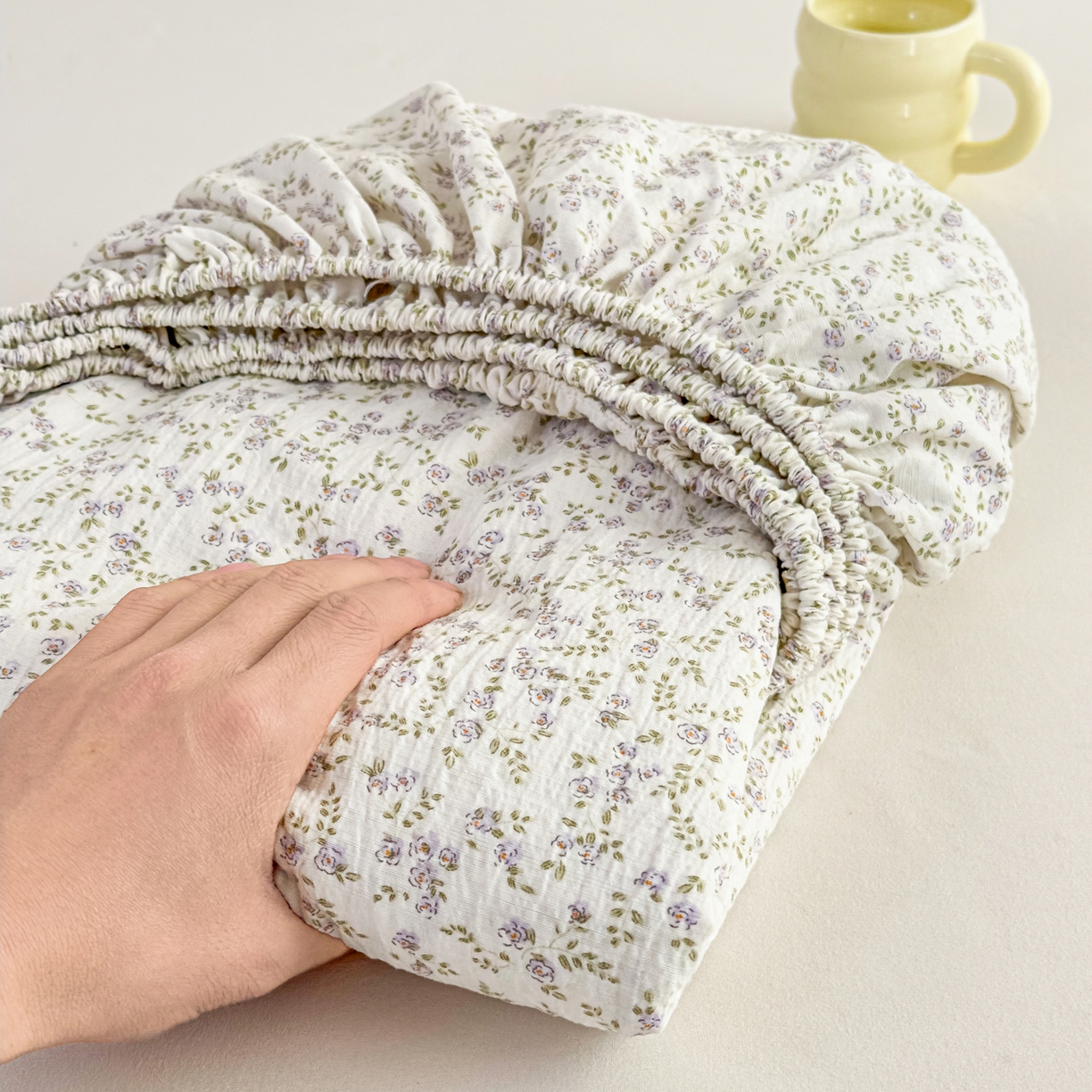 91家纺网 家纺一手货源 找家纺 优雅星家纺 2026春夏新款a类泡芙双层纱床笠印花卡通全包围床垫保护套单床笠 床笠单件 莫奈紫