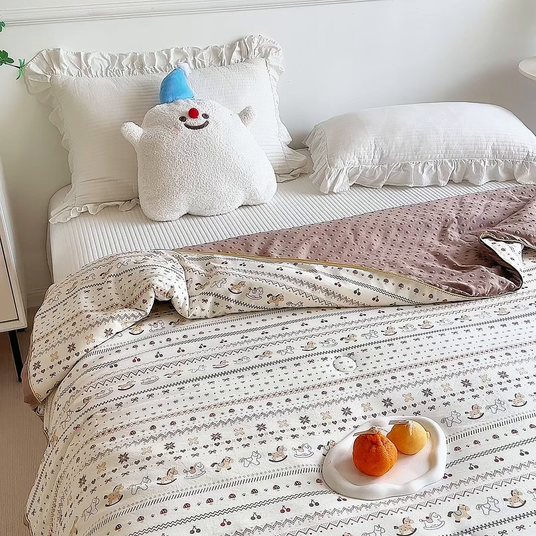 91家纺网 家纺一手货源 找家纺 赛琳 2026新款小清新大豆纤维豆豆被春秋被儿童夏凉被空调被 费尔岛木马