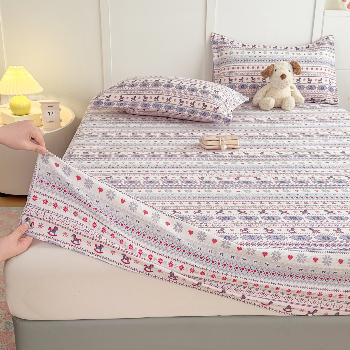 91家纺网 家纺一手货源 找家纺 优雅星家纺 2026春夏新款a类泡芙双层纱床笠印花卡通全包围床垫保护套单床笠 床笠单件 小木马