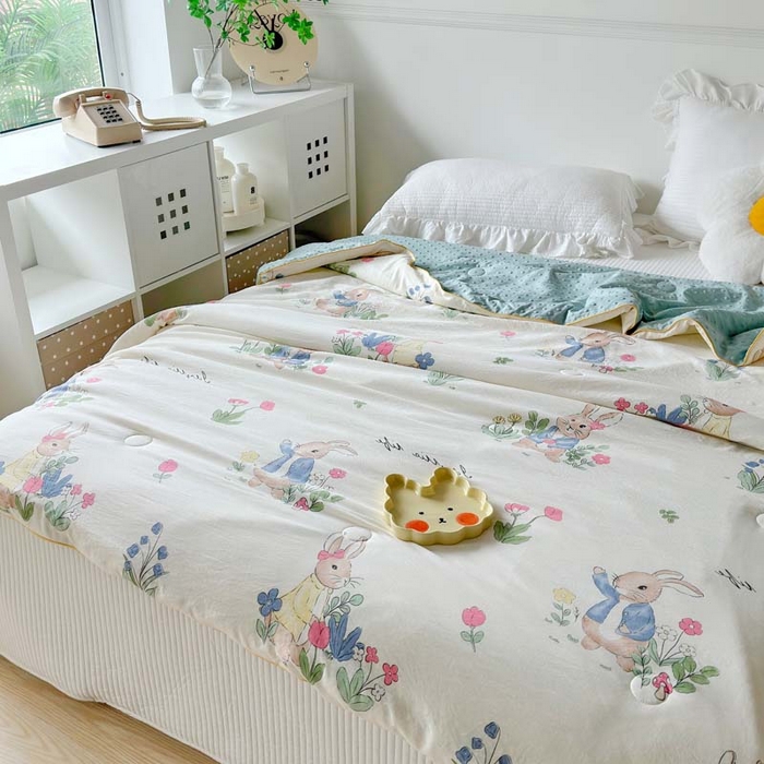 91家纺网 家纺一手货源 找家纺 赛琳 2026新款小清新大豆纤维豆豆被春秋被儿童夏凉被空调被 丛林小兔