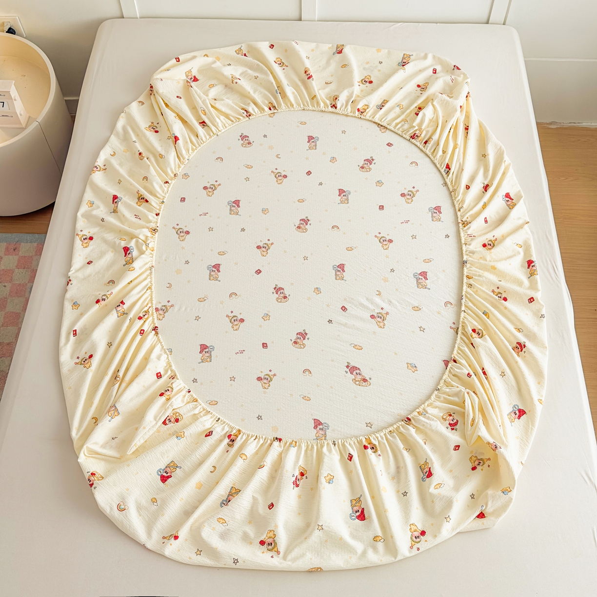 91家纺网 家纺一手货源 找家纺 优雅星家纺 2026春夏新款a类泡芙双层纱床笠印花卡通全包围床垫保护套单床笠 床笠单件 星星人