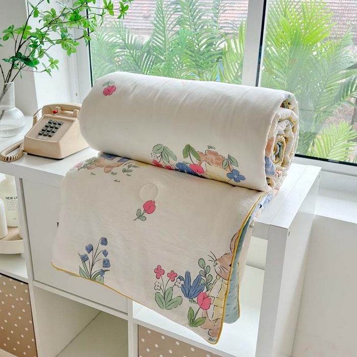 91家纺网 家纺一手货源 找家纺 赛琳 2026新款小清新大豆纤维豆豆被春秋被儿童夏凉被空调被 丛林小兔