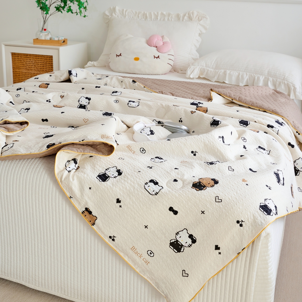 91家纺网 家纺一手货源 找家纺 赛琳 2026新款小清新大豆纤维豆豆被春秋被儿童夏凉被空调被 焦糖KT