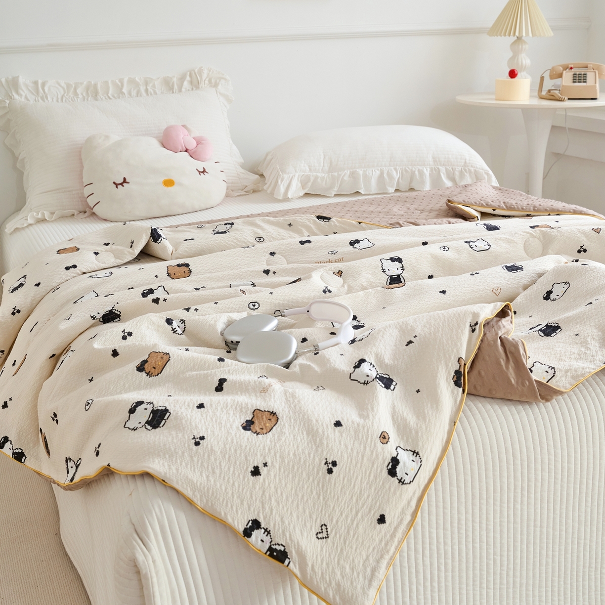 91家纺网 家纺一手货源 找家纺 赛琳 2026新款小清新大豆纤维豆豆被春秋被儿童夏凉被空调被 焦糖KT