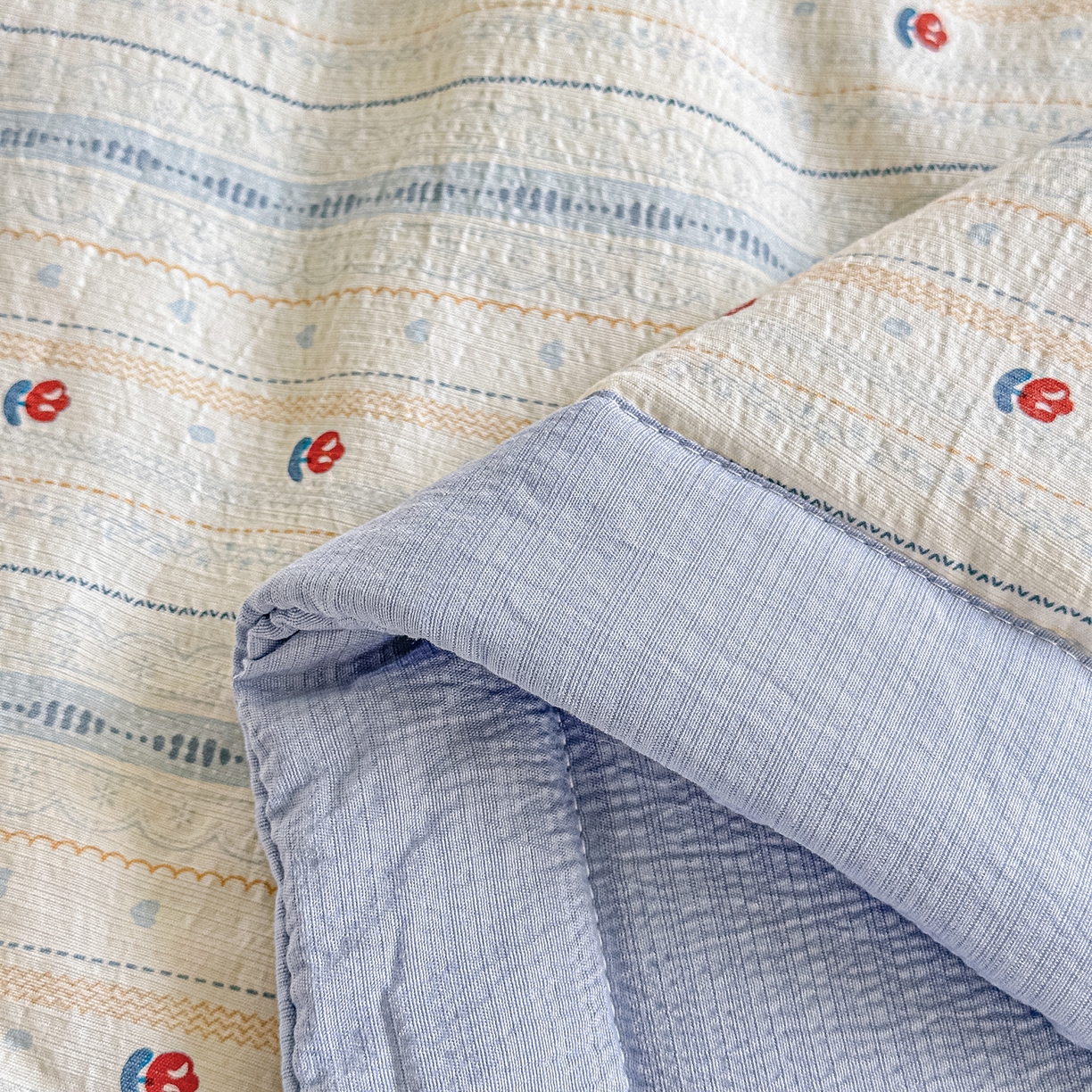 91家纺网 家纺一手货源 找家纺 晓时候 2026新款皱皱纱大豆夏被夏凉被空调被 美好时光