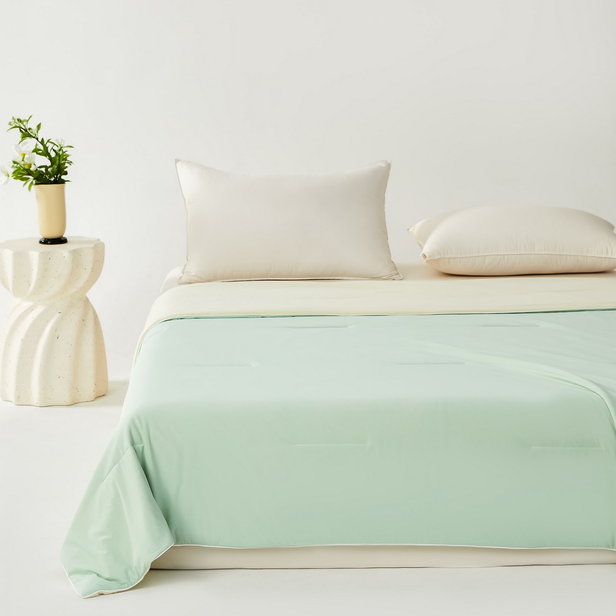 91家纺网 家纺一手货源 找家纺 大吉 2026新款纯色锦氨系列夏被被子被芯 绿+奶白