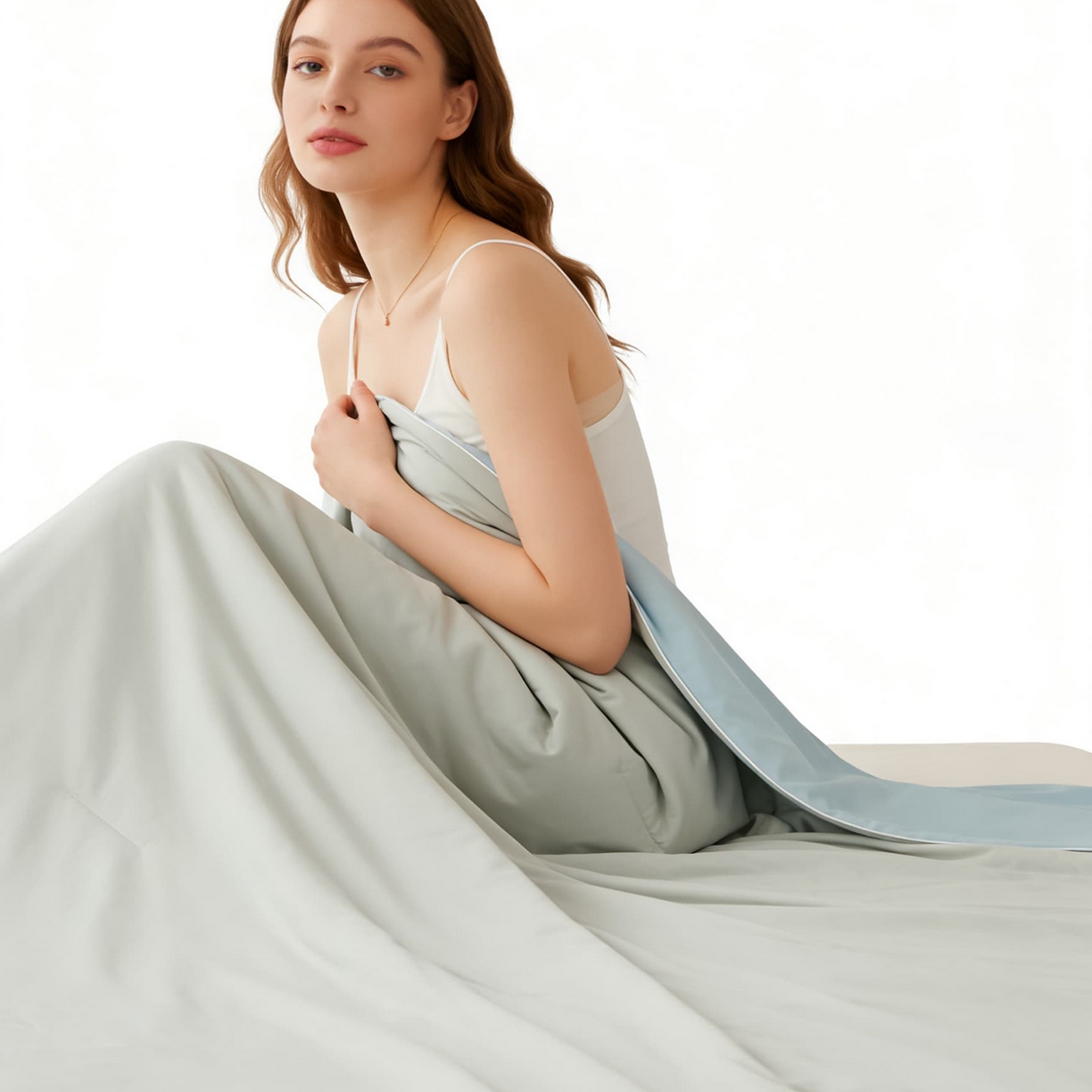 91家纺网 家纺一手货源 找家纺 大吉 2026新款纯色锦氨系列夏被被子被芯 灰+浅蓝