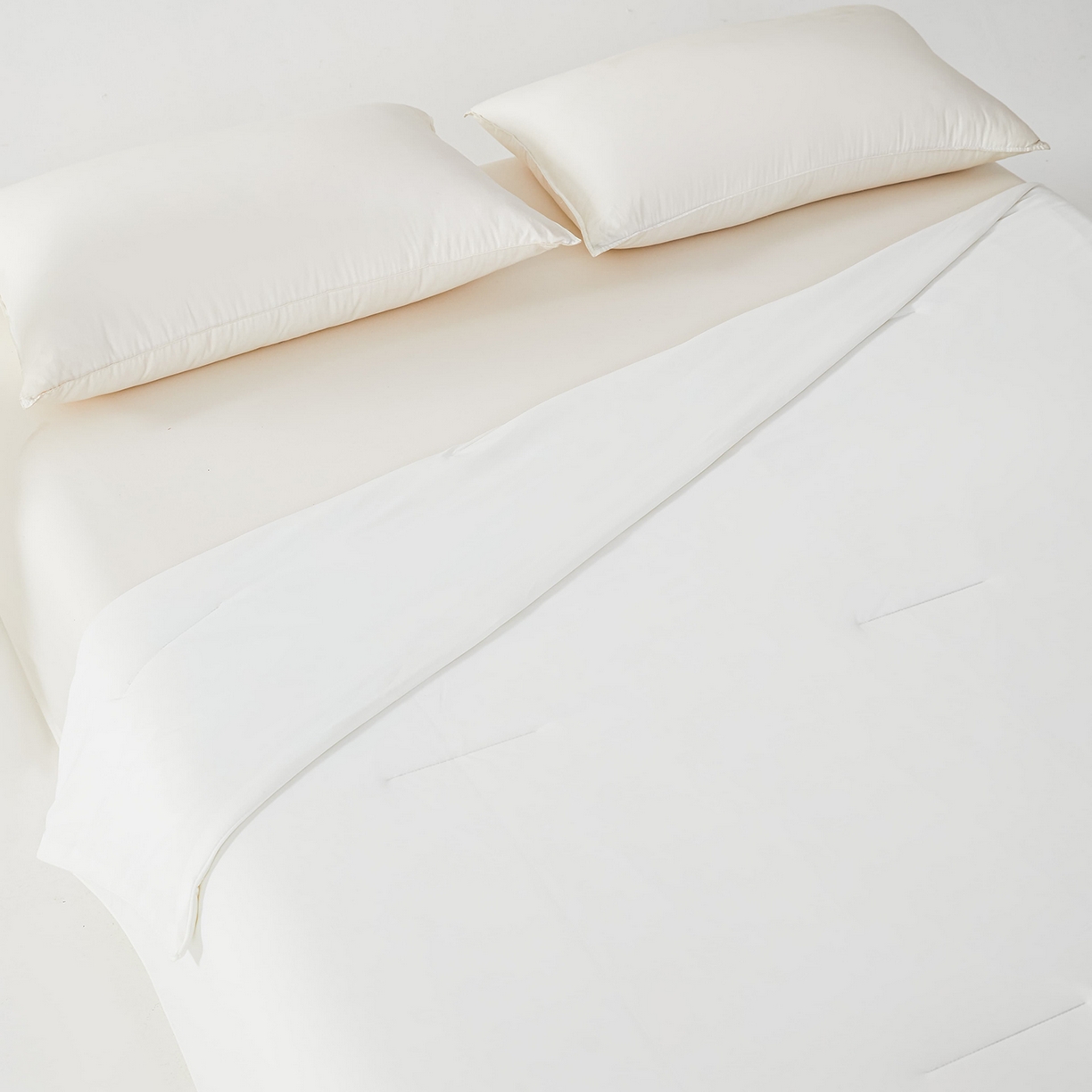 91家纺网 家纺一手货源 找家纺 大吉 2026新款纯色锦氨系列夏被被子被芯 本白