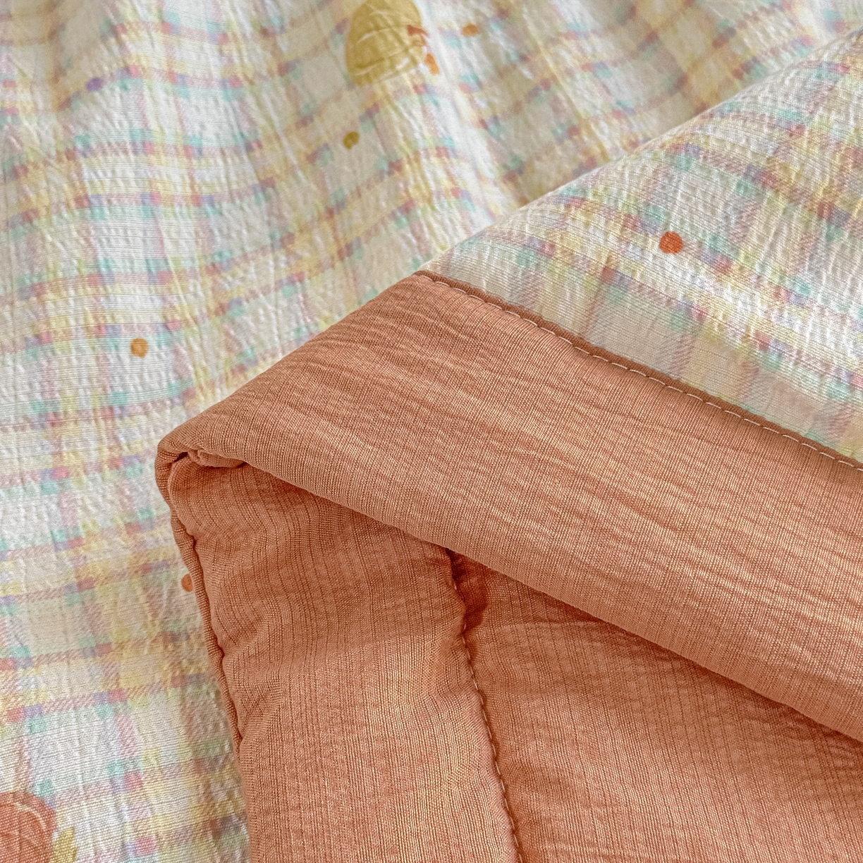 91家纺网 家纺一手货源 找家纺 晓时候 2026新款皱皱纱大豆夏被夏凉被空调被 南瓜小格