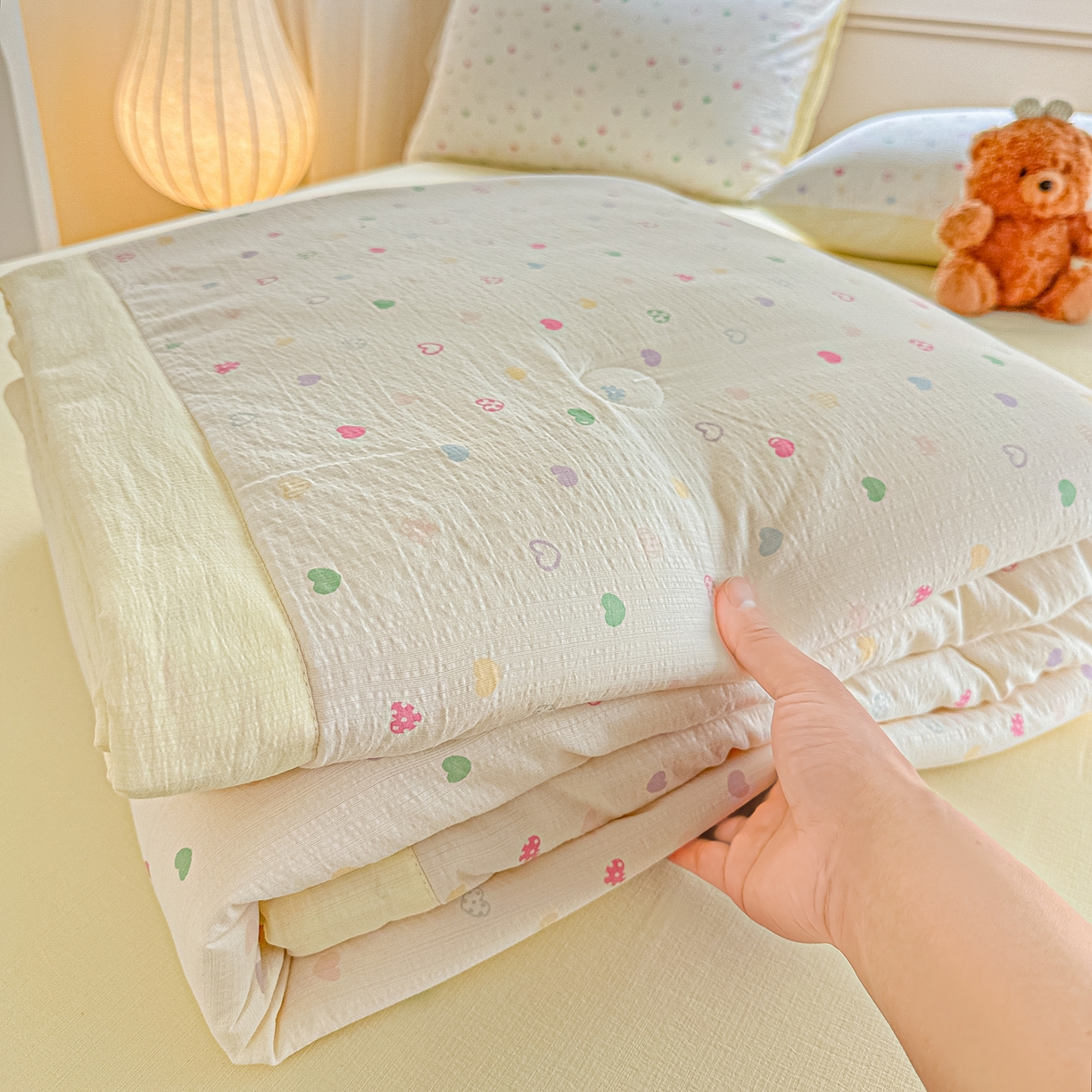 91家纺网 家纺一手货源 找家纺 晓时候 2026新款皱皱纱大豆夏被夏凉被空调被 甜梦奶心