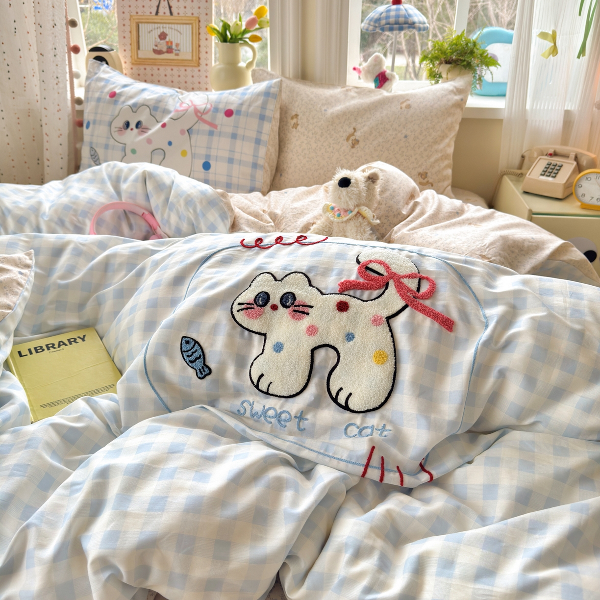 91家纺网 家纺一手货源 找家纺 乐童家纺 2026新款13370全棉纯棉毛巾绣呆萌系列四件套第二波 大眼萌猫