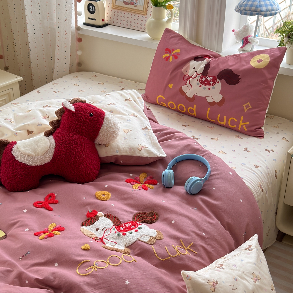 91家纺网 家纺一手货源 找家纺 乐童家纺 2026新款13370全棉纯棉毛巾绣呆萌系列四件套第二波 福马