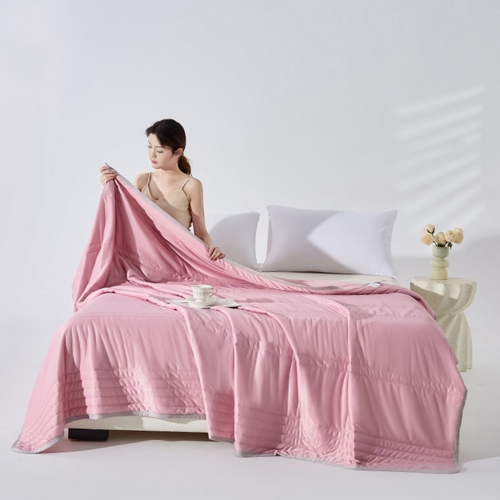 91家纺网 家纺一手货源 找家纺 天之悦家纺 2026跨境外贸可机洗水洗A类夏被冰淇淋凉感丝空调被子被芯夏凉被 豆沙色（条纹款）