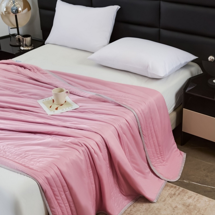 91家纺网 家纺一手货源 找家纺 天之悦家纺 2026跨境外贸可机洗水洗A类夏被冰淇淋凉感丝空调被子被芯夏凉被 豆沙色（条纹款）