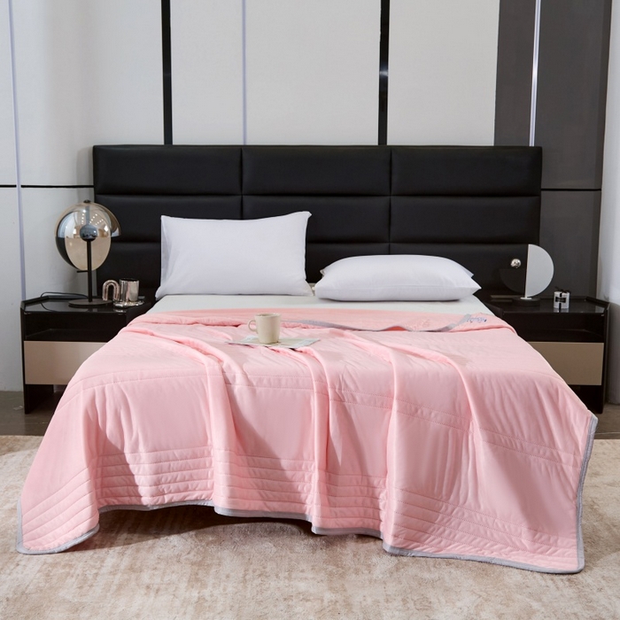 91家纺网 家纺一手货源 找家纺 天之悦家纺 2026跨境外贸可机洗水洗A类夏被冰淇淋凉感丝空调被子被芯夏凉被 粉玉色（条纹款）