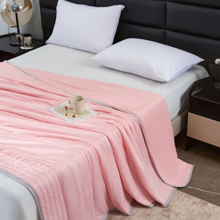 91家纺网 家纺一手货源 找家纺 天之悦家纺 2026跨境外贸可机洗水洗A类夏被冰淇淋凉感丝空调被子被芯夏凉被 粉玉色（条纹款）