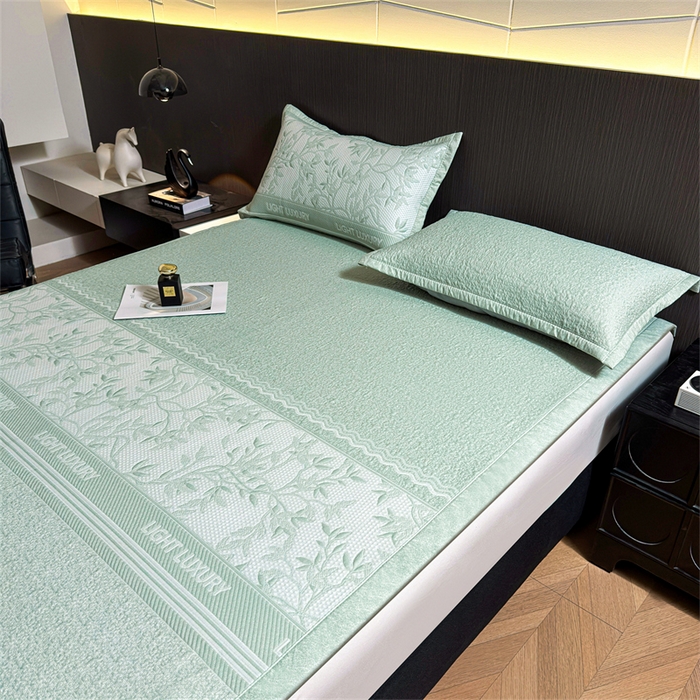 91家纺网 家纺一手货源 找家纺 慕木家纺 2026新款高端复合三明治PE乙纶提花610克冰豆豆凉席欧洛菲系列（提供买家秀） 欧洛菲-绿床席款