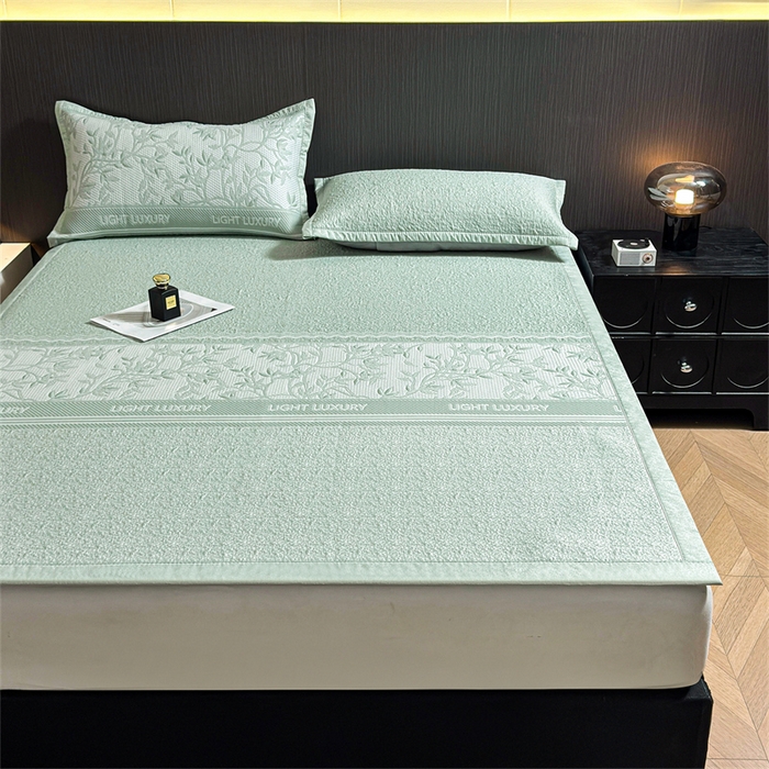 91家纺网 家纺一手货源 找家纺 慕木家纺 2026新款高端复合三明治PE乙纶提花610克冰豆豆凉席欧洛菲系列（提供买家秀） 欧洛菲-绿床席款