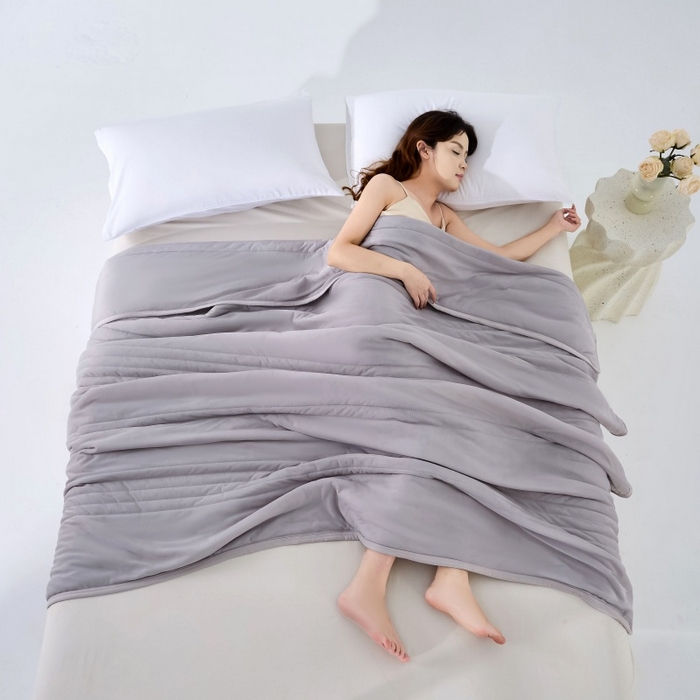 91家纺网 家纺一手货源 找家纺 天之悦家纺 2026跨境外贸可机洗水洗A类夏被冰淇淋凉感丝空调被子被芯夏凉被 浅灰（条纹款）