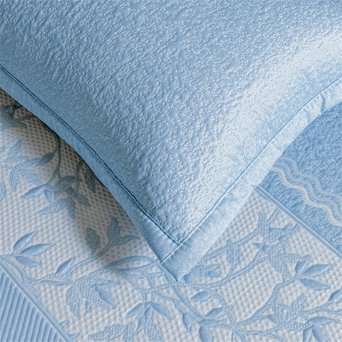 91家纺网 家纺一手货源 找家纺 慕木家纺 2026新款高端复合三明治PE乙纶提花610克冰豆豆凉席欧洛菲系列（提供买家秀） 欧洛菲-蓝床笠款