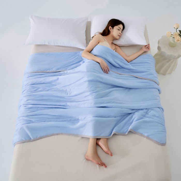 91家纺网 家纺一手货源 找家纺 天之悦家纺 2026跨境外贸可机洗水洗A类夏被冰淇淋凉感丝空调被子被芯夏凉被 云天蓝（条纹款）