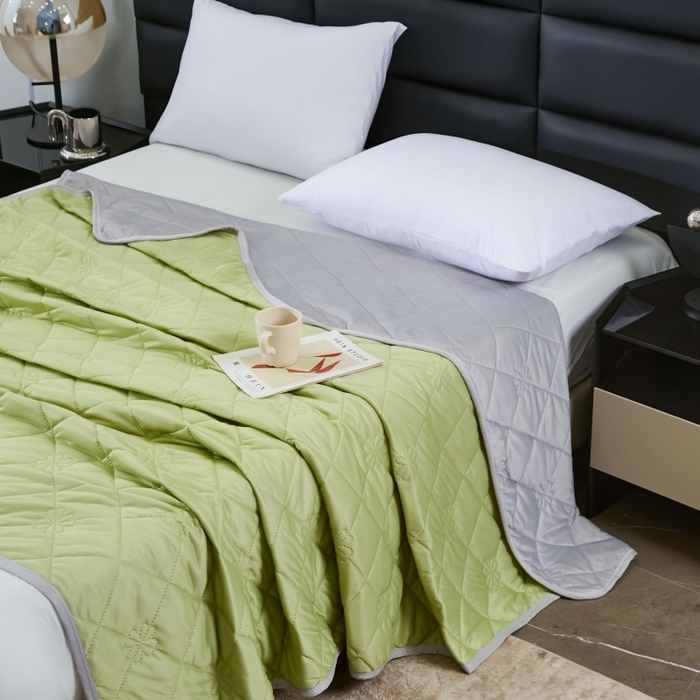 91家纺网 家纺一手货源 找家纺 天之悦家纺 2026跨境外贸可机洗水洗A类夏被冰淇淋凉感丝空调被子被芯夏凉被 果绿色配灰色（花纹款）