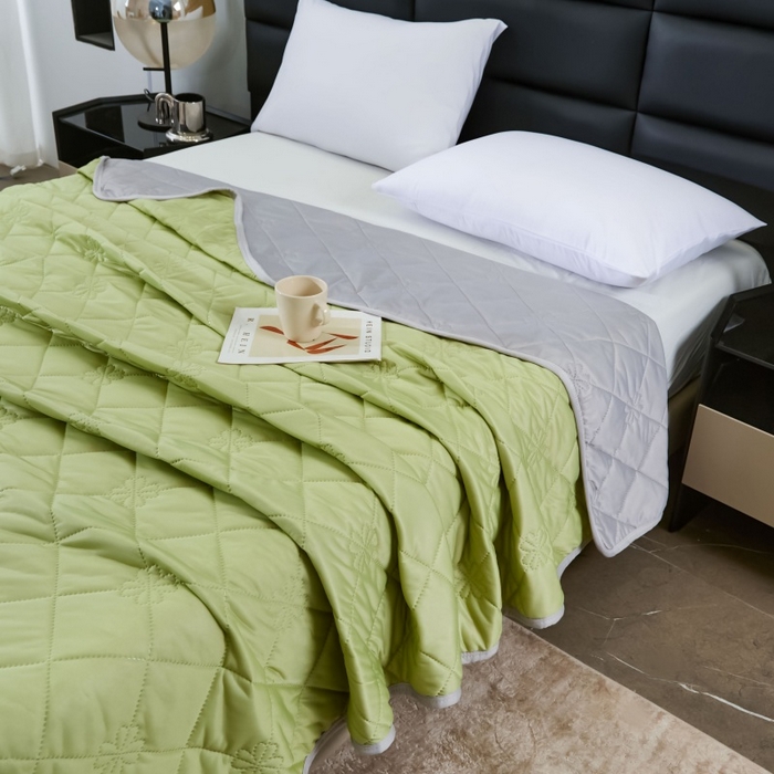 91家纺网 家纺一手货源 找家纺 天之悦家纺 2026跨境外贸可机洗水洗A类夏被冰淇淋凉感丝空调被子被芯夏凉被 果绿色配灰色（花纹款）