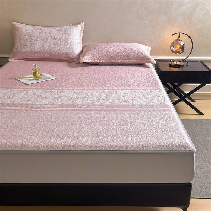 91家纺网 家纺一手货源 找家纺 慕木家纺 2026新款高端复合三明治PE乙纶提花610克冰豆豆凉席欧洛菲系列（提供买家秀） 欧洛菲-粉床笠款