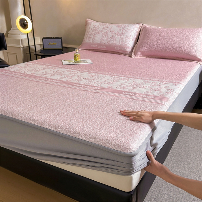 91家纺网 家纺一手货源 找家纺 慕木家纺 2026新款高端复合三明治PE乙纶提花610克冰豆豆凉席欧洛菲系列（提供买家秀） 欧洛菲-粉床笠款