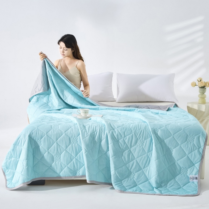 91家纺网 家纺一手货源 找家纺 天之悦家纺 2026跨境外贸可机洗水洗A类夏被冰淇淋凉感丝空调被子被芯夏凉被 湖绿色配灰色（花纹款）