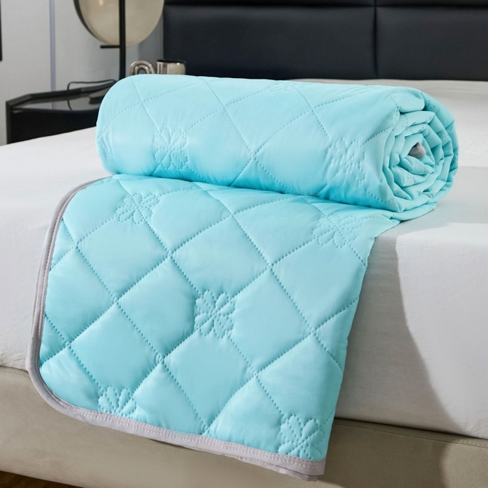 91家纺网 家纺一手货源 找家纺 天之悦家纺 2026跨境外贸可机洗水洗A类夏被冰淇淋凉感丝空调被子被芯夏凉被 湖绿色配灰色（花纹款）