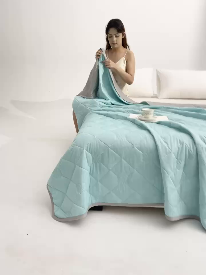 91家纺网 家纺一手货源 找家纺 天之悦家纺 2026跨境外贸可机洗水洗A类夏被冰淇淋凉感丝空调被子被芯夏凉被 湖绿色配灰色（花纹款）