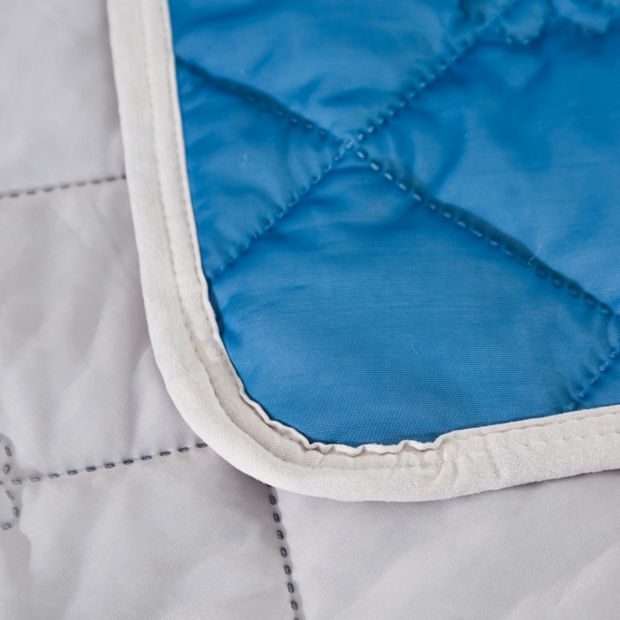 91家纺网 家纺一手货源 找家纺 天之悦家纺 2026跨境外贸可机洗水洗A类夏被冰淇淋凉感丝空调被子被芯夏凉被 深蓝色配灰色（花纹款）