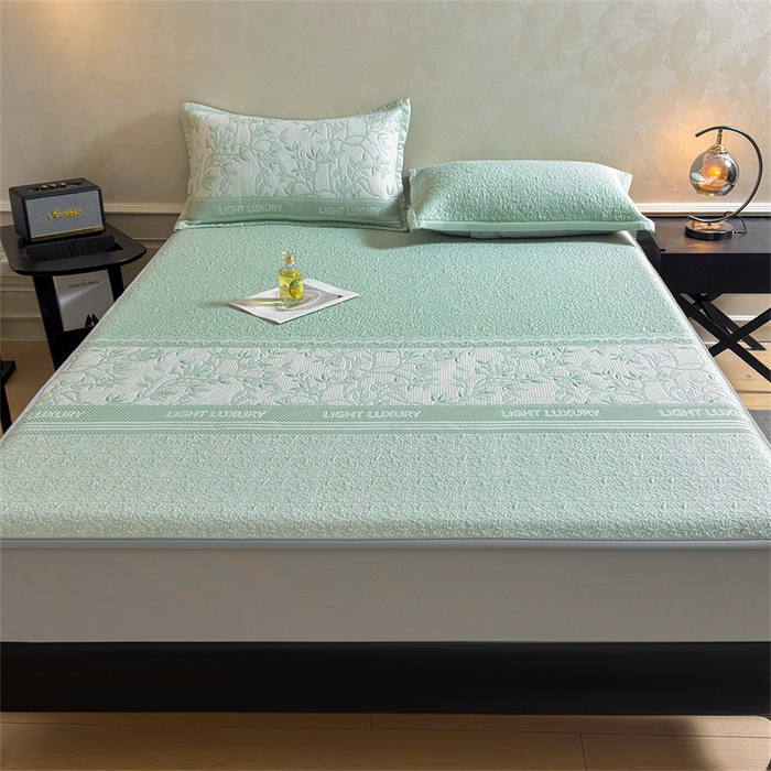 91家纺网 家纺一手货源 找家纺 慕木家纺 2026新款高端复合三明治PE乙纶提花610克冰豆豆凉席欧洛菲系列（提供买家秀） 欧洛菲-绿床笠款