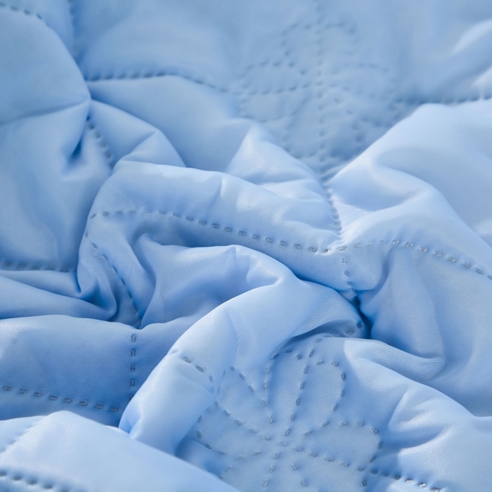 91家纺网 家纺一手货源 找家纺 天之悦家纺 2026跨境外贸可机洗水洗A类夏被冰淇淋凉感丝空调被子被芯夏凉被 天蓝色配灰色（花纹款）