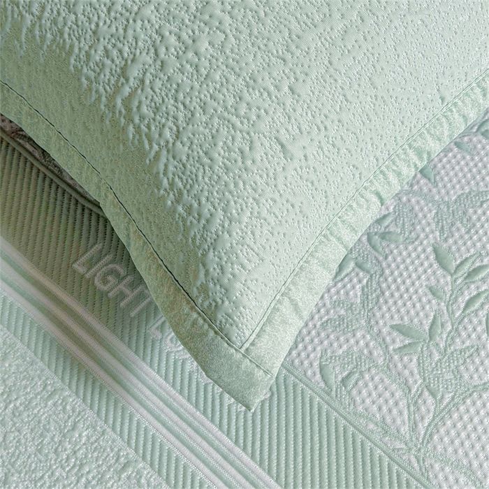 91家纺网 家纺一手货源 找家纺 慕木家纺 2026新款高端复合三明治PE乙纶提花610克冰豆豆凉席欧洛菲系列（提供买家秀） 欧洛菲-绿床笠款