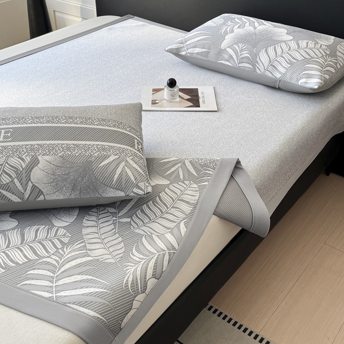 91家纺网 家纺一手货源 找家纺 席佬大 2026新款印花冰丝凉席席子 凉席款-月光灰