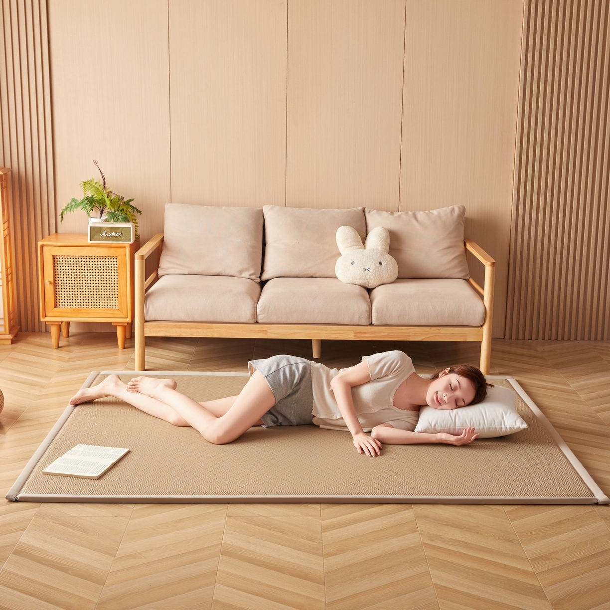 91家纺网 家纺一手货源 找家纺 （总）喜她床垫 2026新款纯色凉感冰丝地垫 时尚凉席地垫床垫（厚度1.5cm）