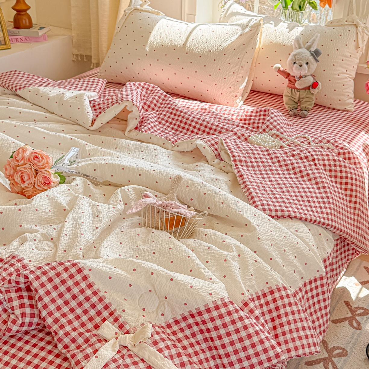 91家纺网 家纺一手货源 找家纺 （总）瑞禾家纺（原阿亮） 2026新款提花泡芙棉拼角蝴蝶结软乎乎的撸猫感单夏被夏被四件套-甜莓气泡