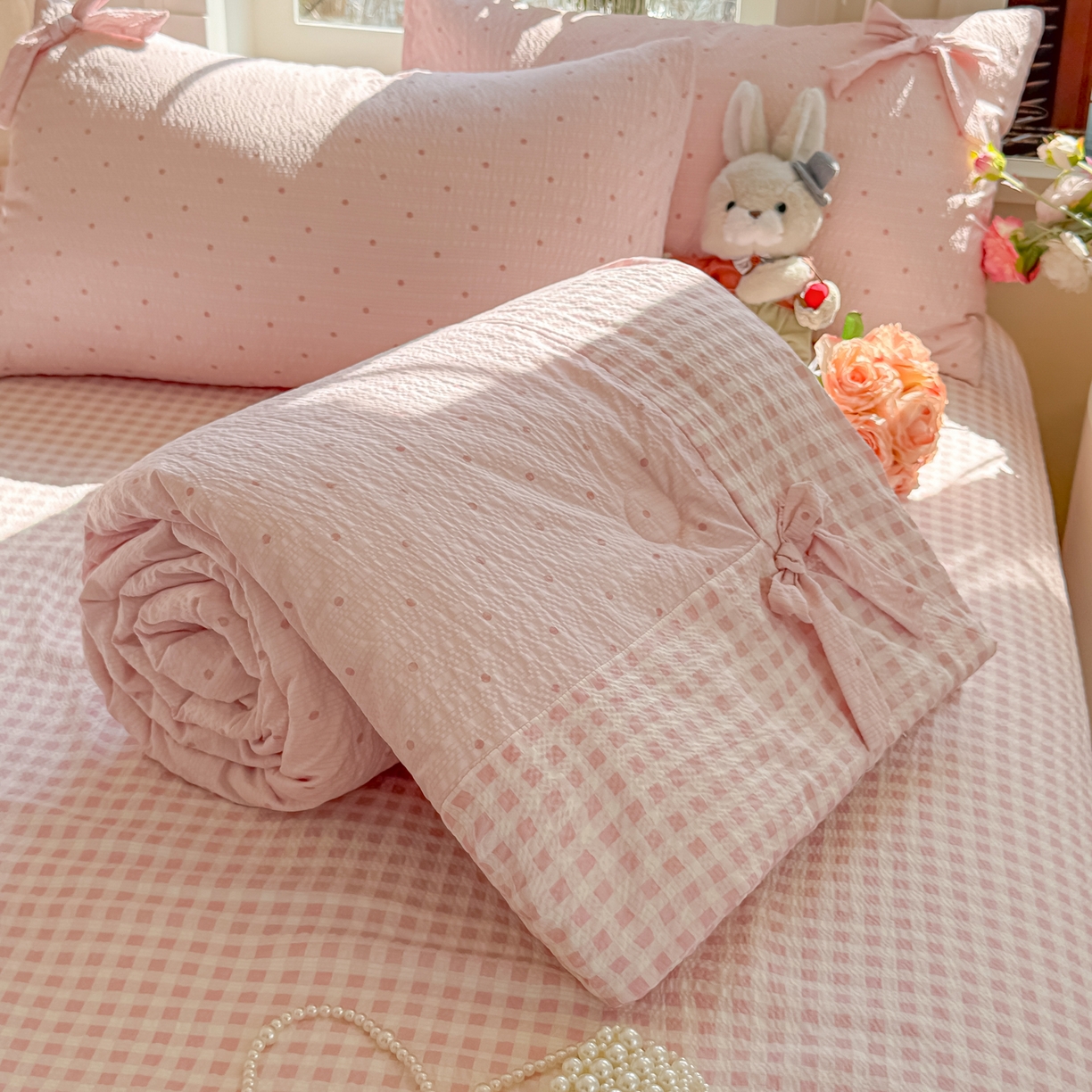 91家纺网 家纺一手货源 找家纺 （总）瑞禾家纺（原阿亮） 2026新款提花泡芙棉拼角蝴蝶结软乎乎的撸猫感单夏被夏被四件套-甜莓气泡