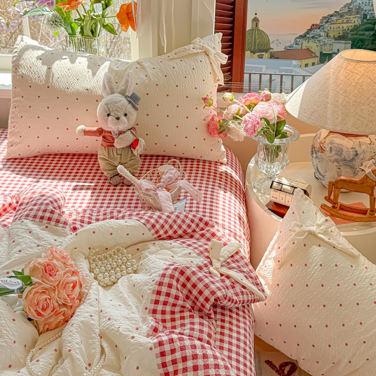 91家纺网 家纺一手货源 找家纺 瑞禾家纺（原阿亮） 2026新款提花泡芙棉拼角蝴蝶结软乎乎的撸猫感单夏被夏被四件套-甜莓气泡 甜莓气泡-奶红波点