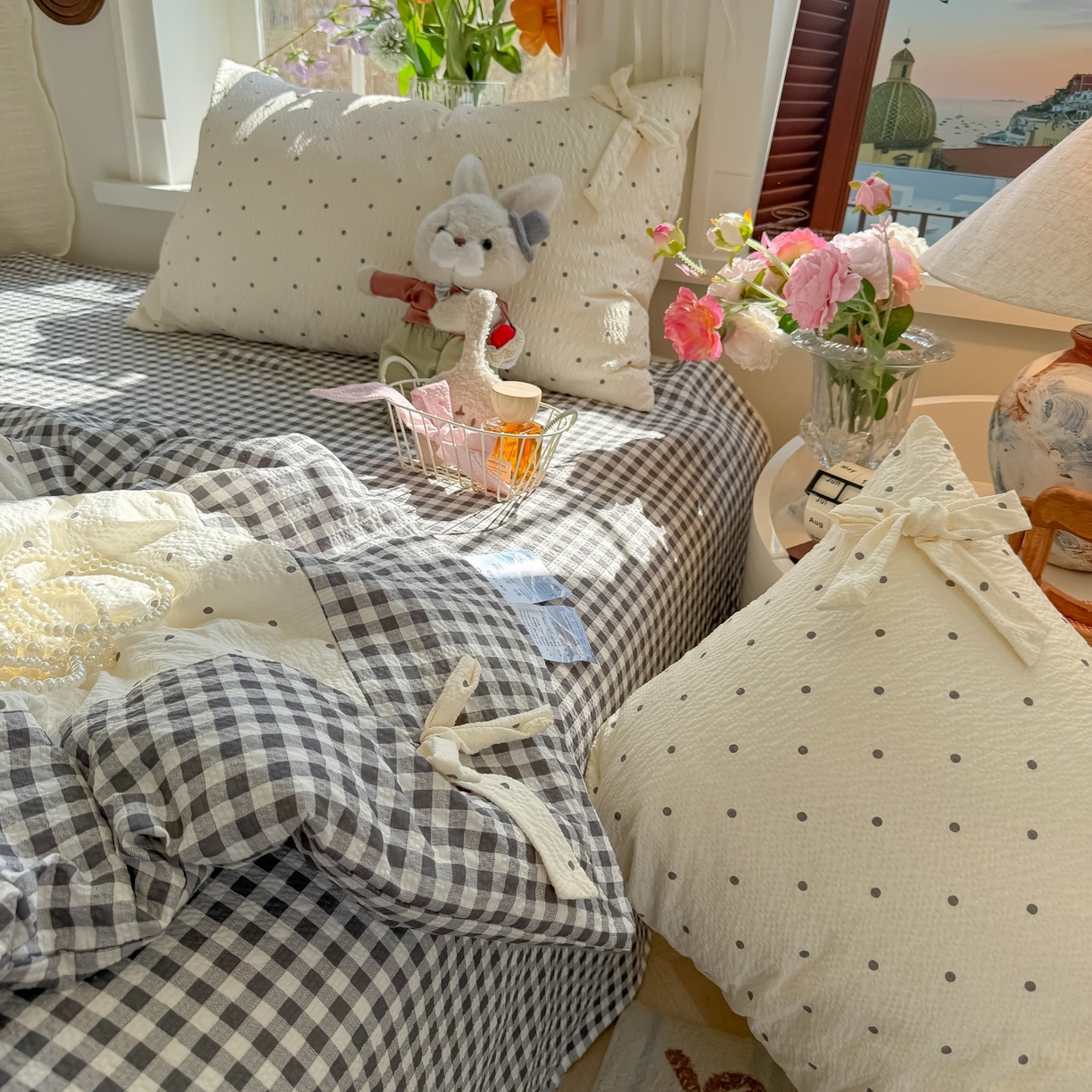 91家纺网 家纺一手货源 找家纺 瑞禾家纺（原阿亮） 2026新款提花泡芙棉拼角蝴蝶结软乎乎的撸猫感单夏被夏被四件套-甜莓气泡 甜莓气泡-奶灰波点