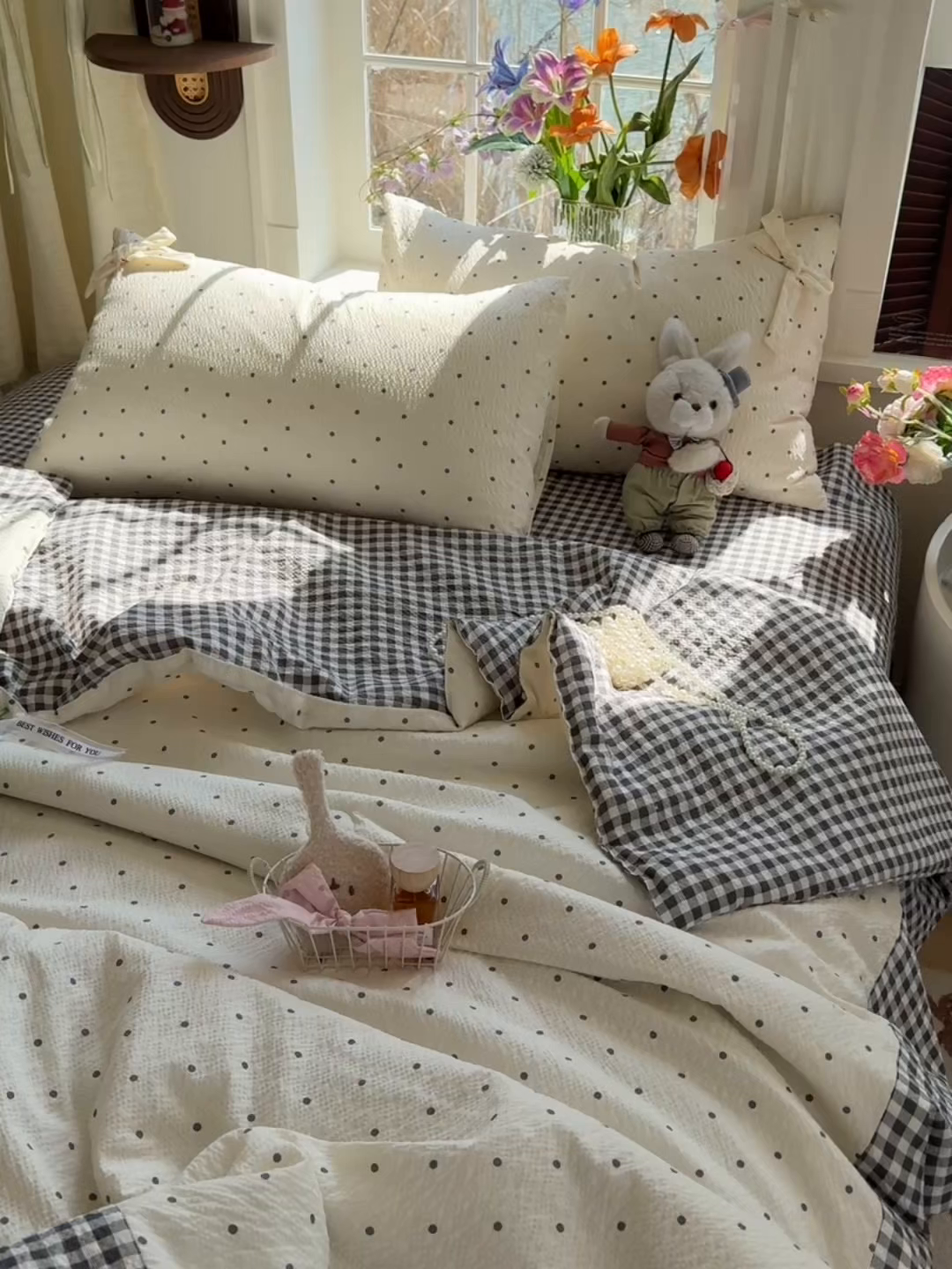 91家纺网 家纺一手货源 找家纺 瑞禾家纺（原阿亮） 2026新款提花泡芙棉拼角蝴蝶结软乎乎的撸猫感单夏被夏被四件套-甜莓气泡 甜莓气泡-奶灰波点