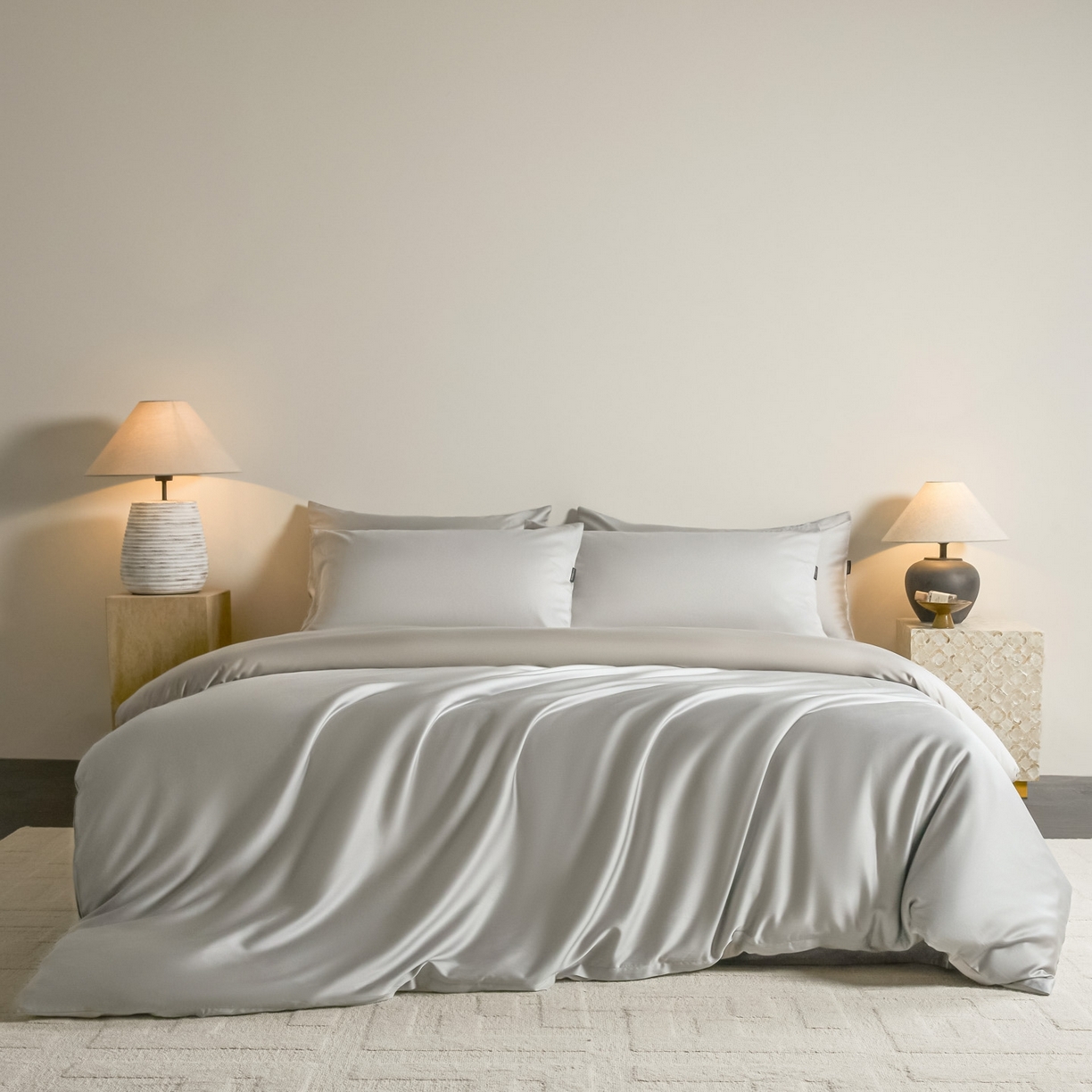 91家纺网 家纺一手货源 找家纺 秀色家纺 2026新款60S进口天丝贡缎新疆长绒棉纯色轻奢四件套 Air-天丝棉-幻影灰+薄雾灰