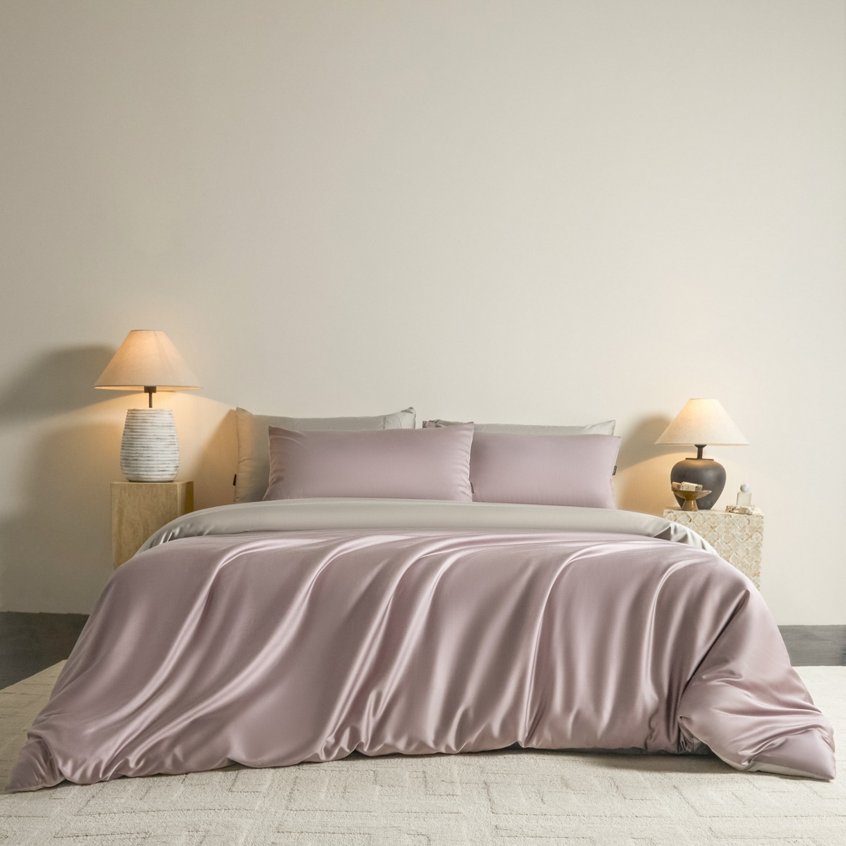 91家纺网 家纺一手货源 找家纺 秀色家纺 2026新款60S进口天丝贡缎新疆长绒棉纯色轻奢四件套 Air-天丝棉-迷雾紫+幻影灰