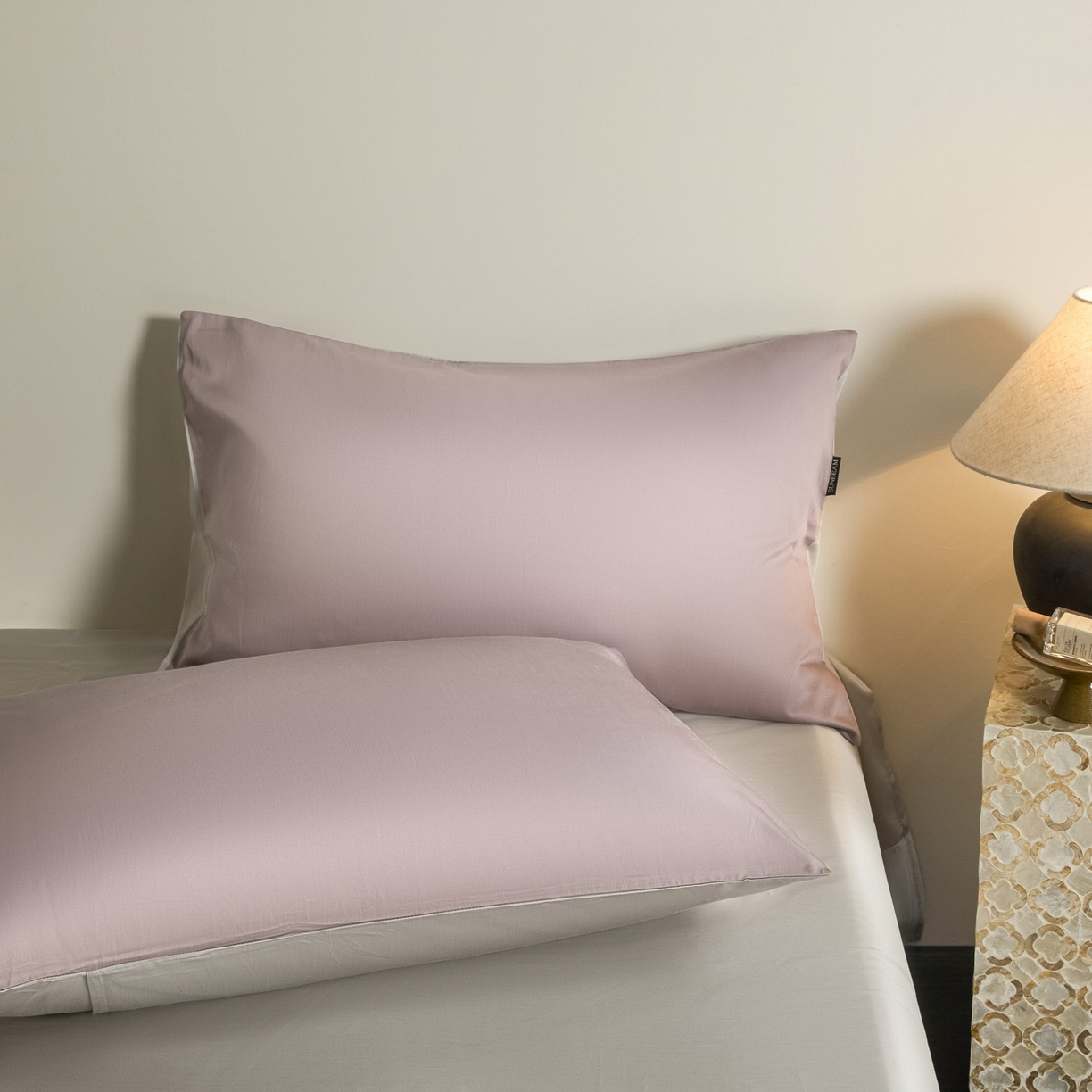 91家纺网 家纺一手货源 找家纺 秀色家纺 2026新款60S进口天丝贡缎新疆长绒棉纯色轻奢四件套 Air-天丝棉-迷雾紫+幻影灰